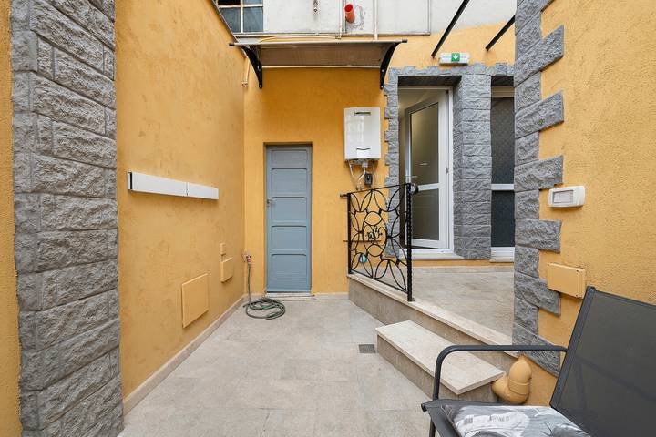 Vacation rental for 7 people, with Yard in Cagliari