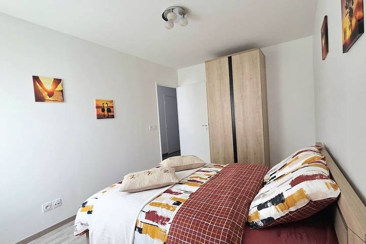 Ganze Wohnung, Maya's Apartment - 4 people in Saint-Priest, Lyon und Umgebung