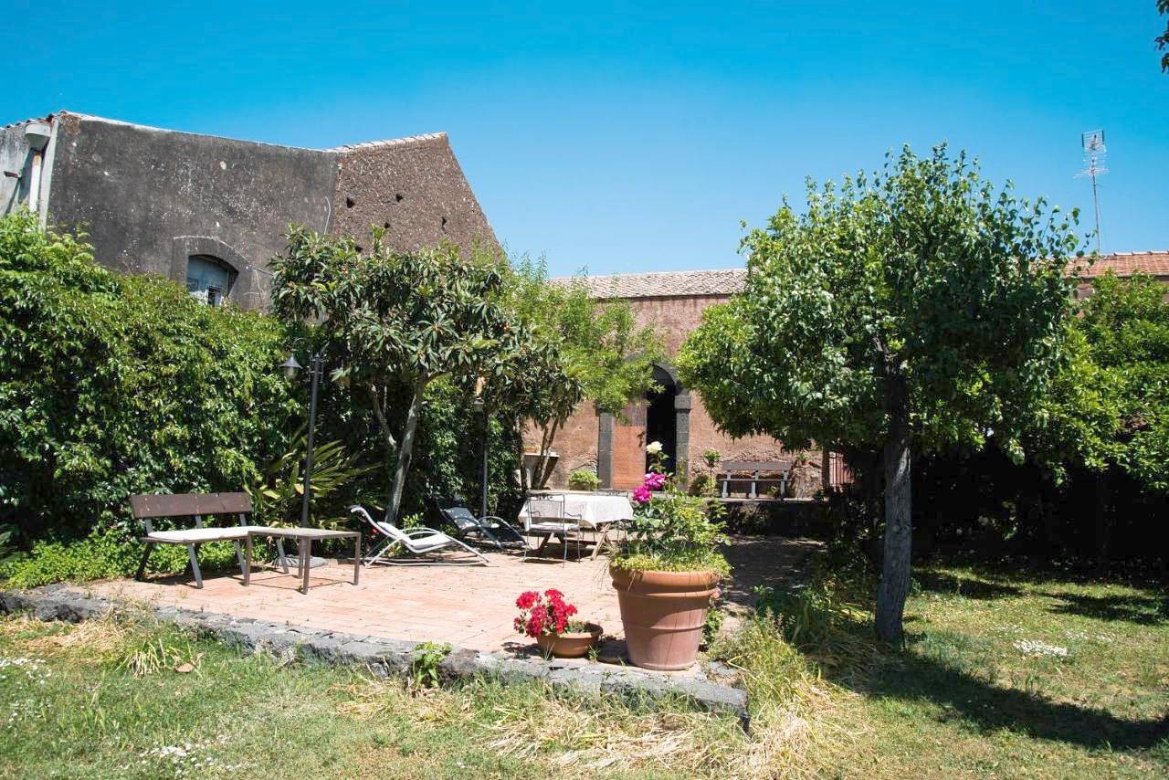 B&B Valle Allegra in Gravina di Catania, Catania e dintorni
