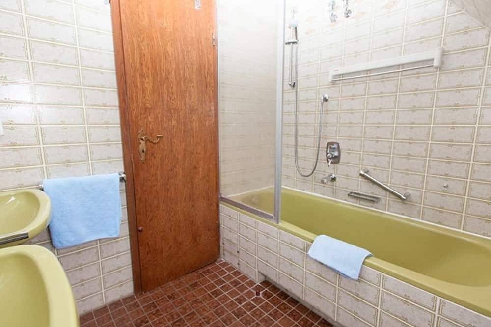 Ganze Wohnung, Strandrose - Moin Moin und Willkommen im Appartement \"Strandrose\" in Wenningstedt, Sylt