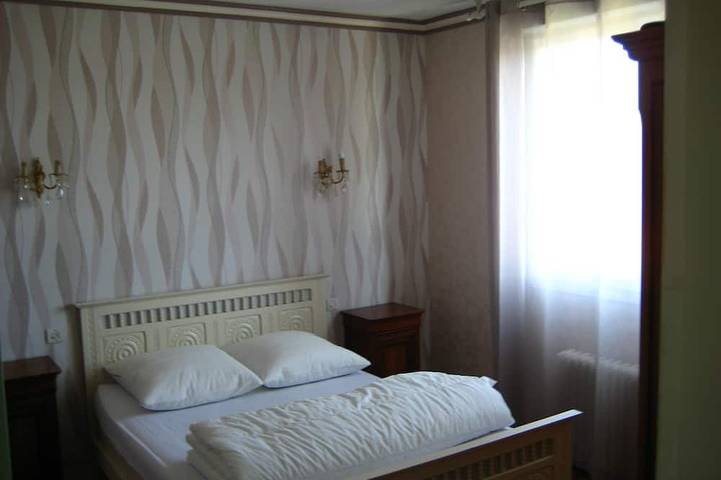 Gîte pour 5 personnes, avec piscine ainsi que terrasse et jardin, animaux acceptés à Sizun - 2