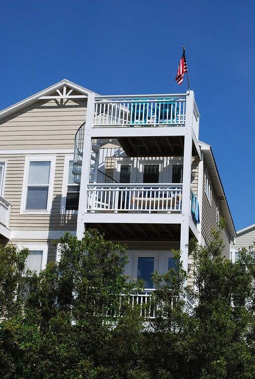 Atemberaubende Ton Lage - nur wenige Schritte vom Strand in Surf City, Topsail Island