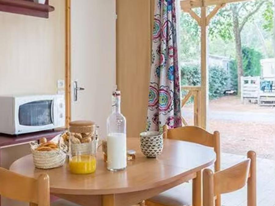 Camping les Chardons Bleus de la Turballe - Chalet 4 personen - Chalet | Classic | 2 Zi. | 2/4 Pers. | Tv in La Turballe, Côte d'Amour