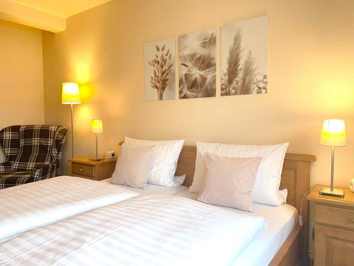 Hotel-Pension Hommen in Luetzel, Coblence