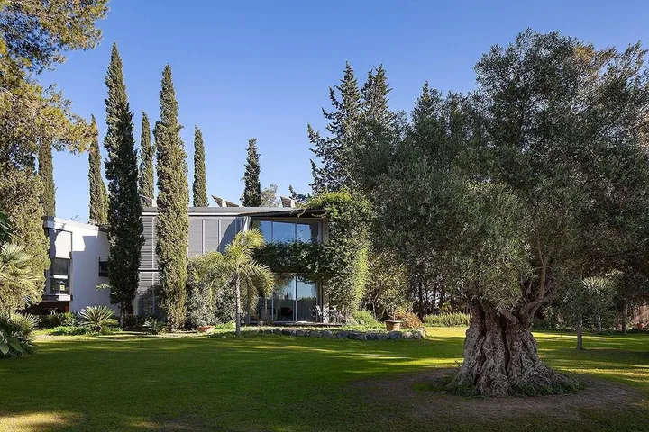 Apartamento de vacaciones para 4 personas, con vistas y piscina además de jardín y terraza - 1