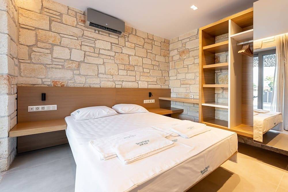 Terra Petra Luxury Villas - Luna Villa in Vourvourou, Sithonia Halbinsel