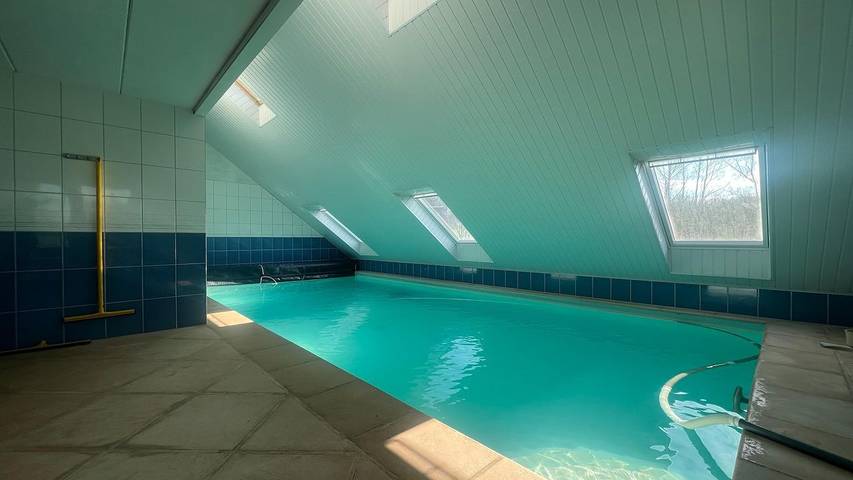Maison de vacances pour 8 personnes, avec terrasse ainsi que jardin et piscine, animaux acceptés à Hamoir