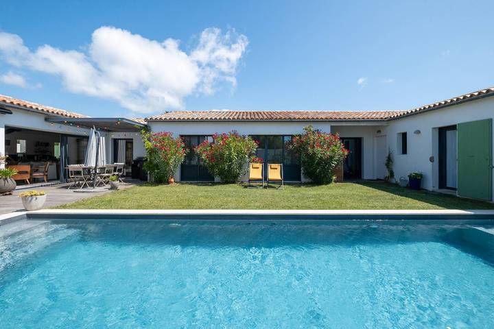 Gîte pour 10 personnes, avec piscine à Sainte-Marie-de-Ré - 4
