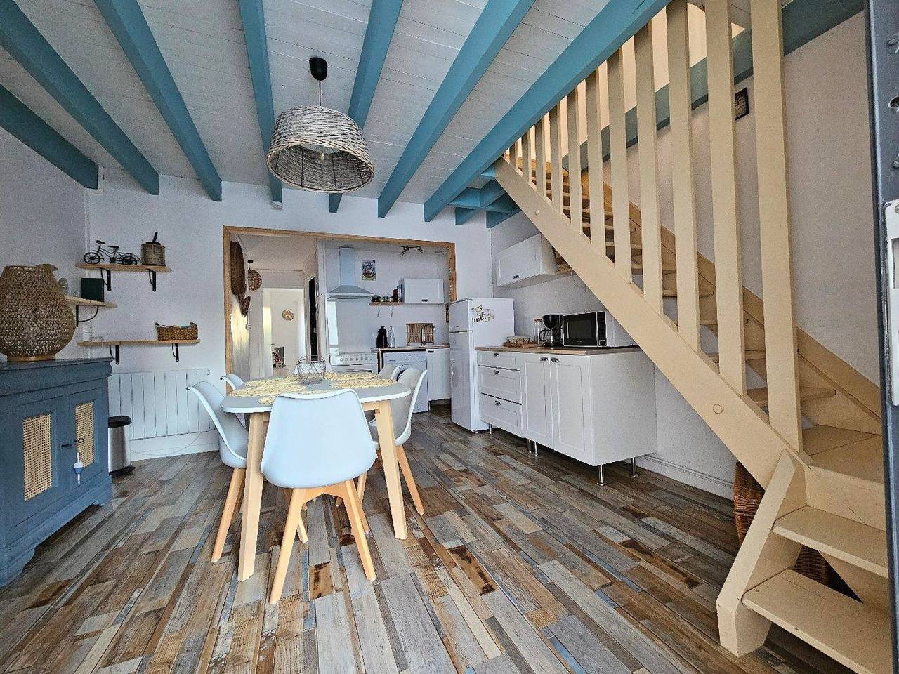 Vacation home for 5 near beach and shops in L'Aiguillon-la-Presqu'île, Vendée