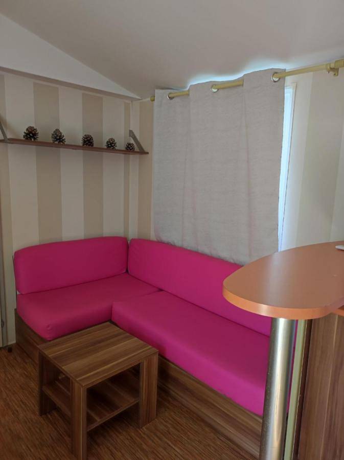 Camping pour 6 personnes, avec terrasse à Sigean - 3