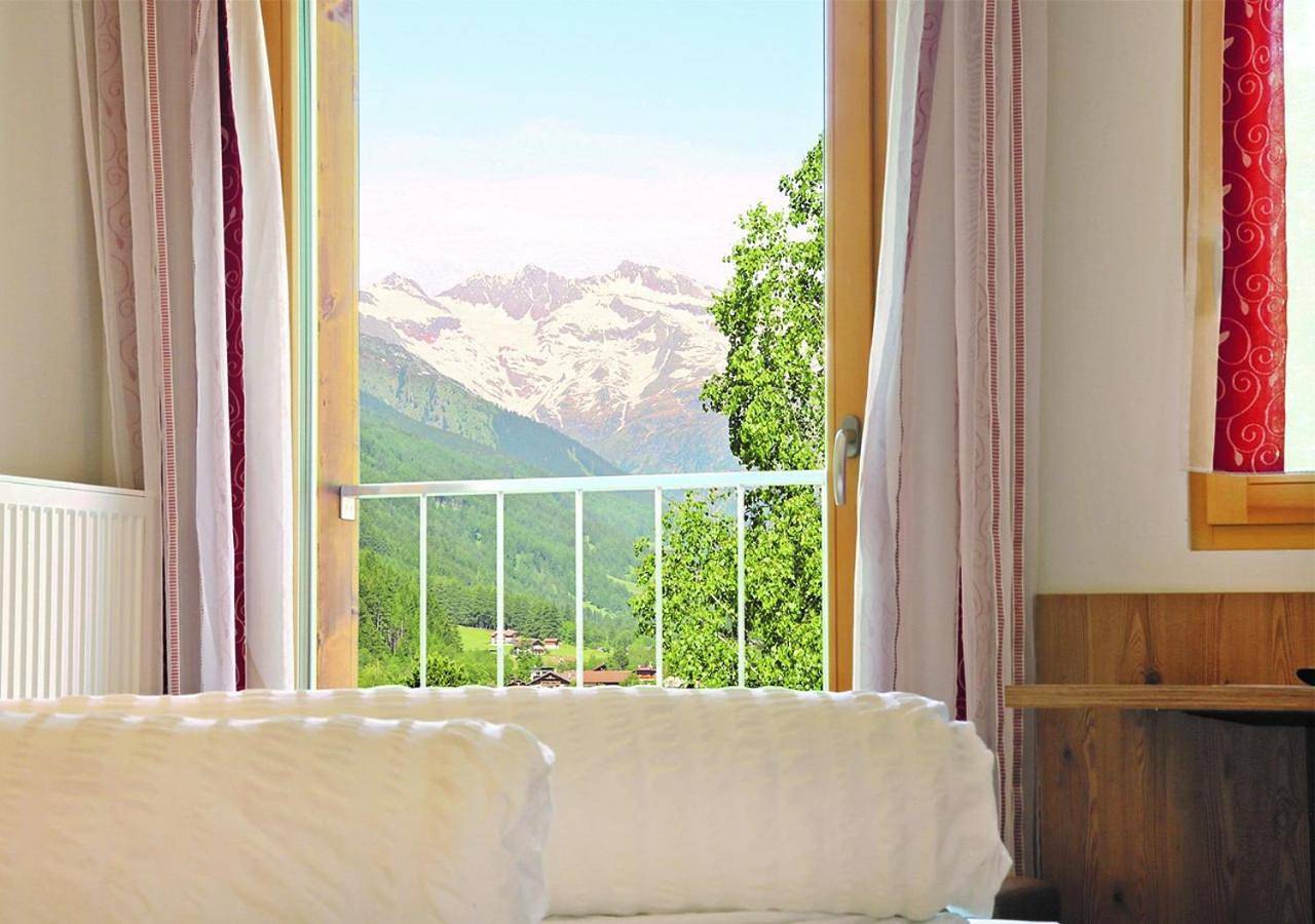 Pension Alpenhof B&B in Gossensaß, Brenner