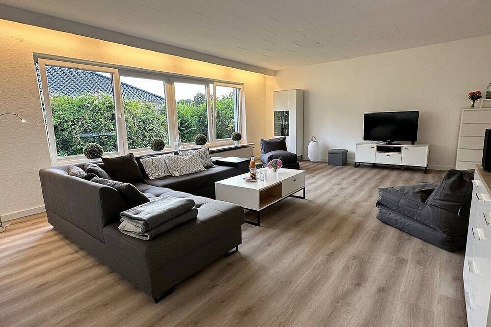 Großzügiges Haus Libelle mit Garten, Grill, Parkplatz und Wlan in Leck, Nordfriesland