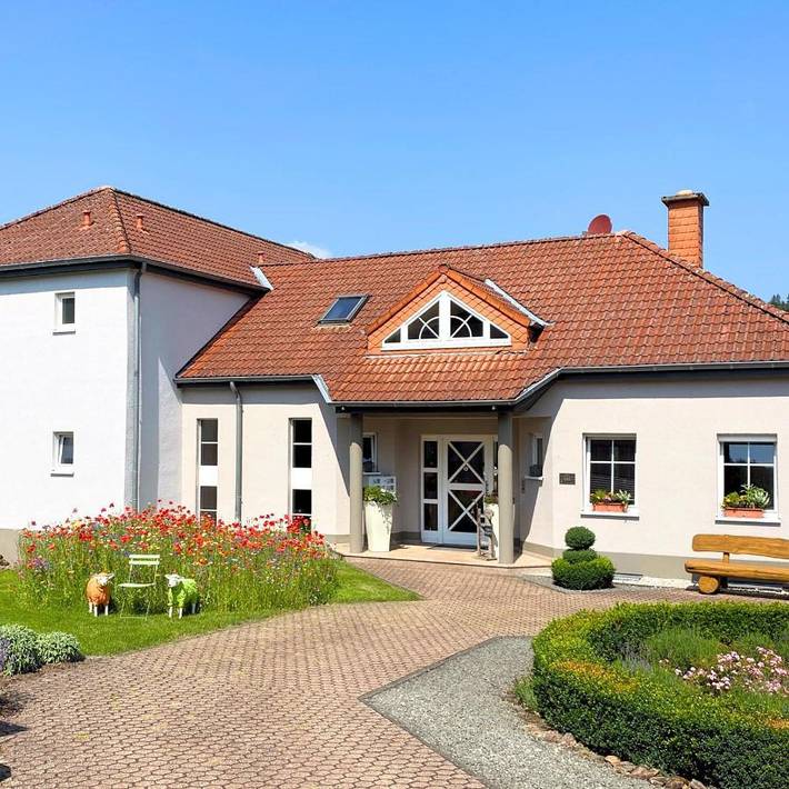 Hotel für 2 Personen, mit Terrasse und Whirlpool sowie Garten und Sauna