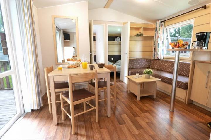 Mobil home pour 6 personnes, avec piscine à Vensac - 4