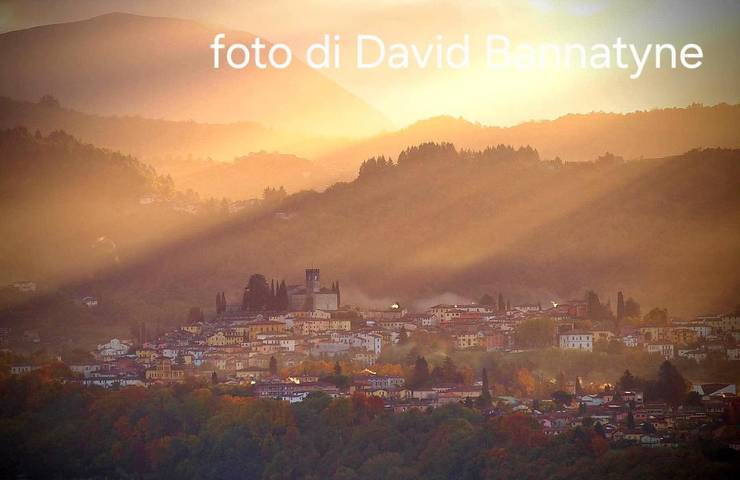 Gîte pour 2 personnes, avec vue ainsi que jardin et terrasse à Barga - 2