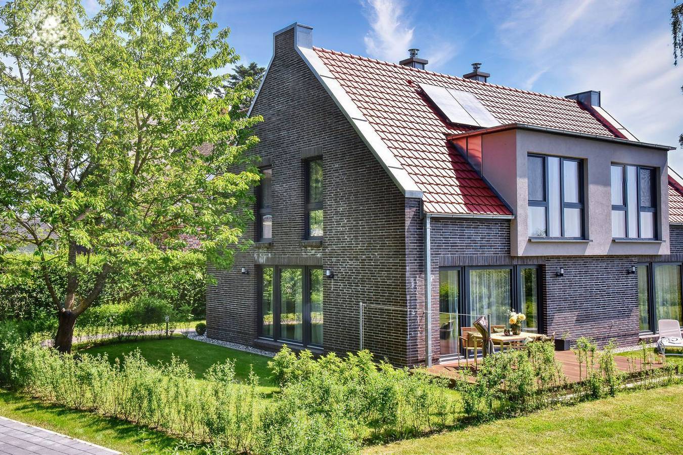 Haushälfte Backsteinquartier West mit Sauna, Kamin und herrlichem Wasserblick! in Putbus, Rügen