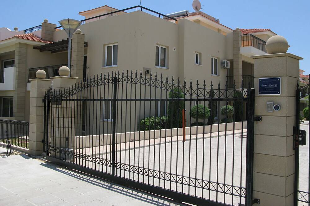 Ganze Wohnung, Pyla Gardens D5. Fühlen Sie sich zu Hause, während Ihr weg. in Πύλα, Larnaca Bezirk