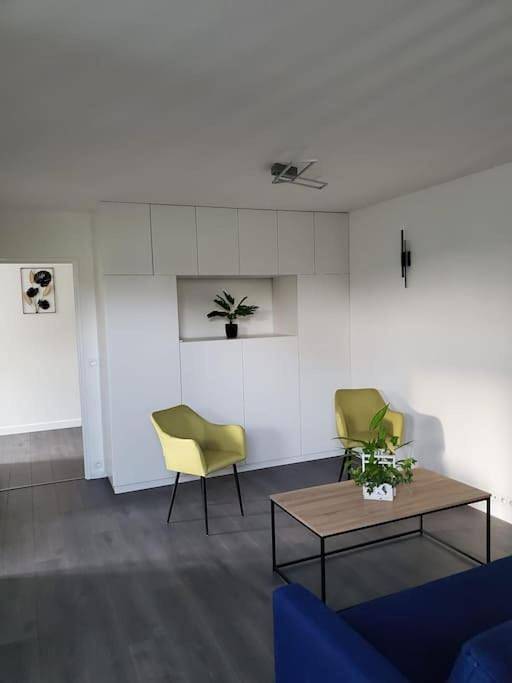 Le 4G Home Plain-pied #2Chb-3lits #Terrasse #Parking Securisé in Crépand, Région de Montbard