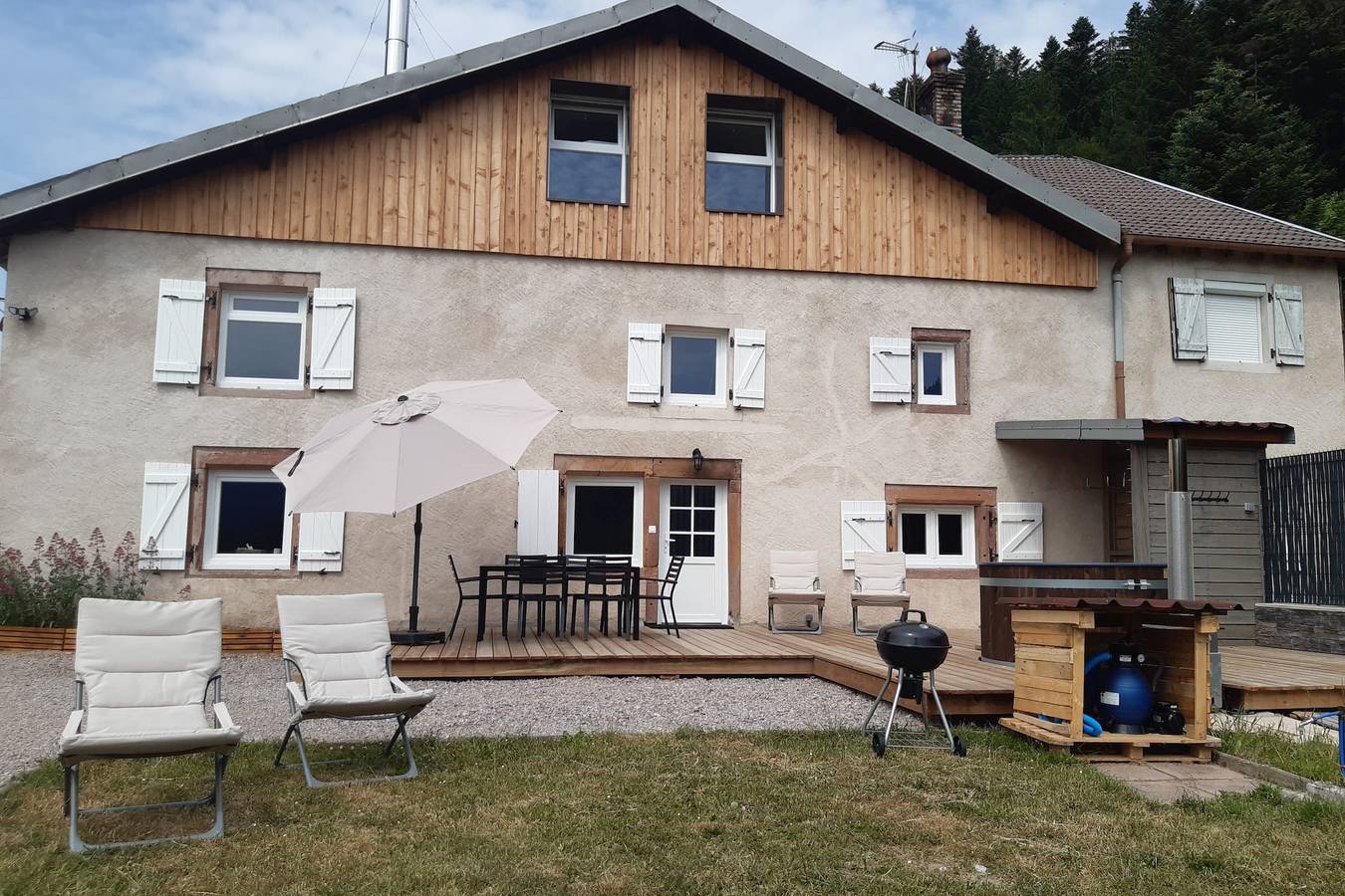 Appartement entier, ✨ Appartement Entre Bois et Montagnes – Bain nordique in Le Tholy, Région d'Épinal