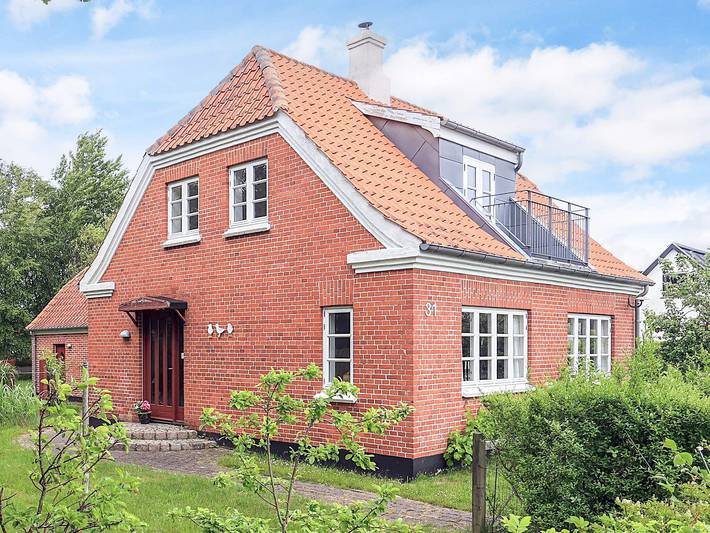 Feriehus for 6 personer, med Terrasse og Hage i Skagen