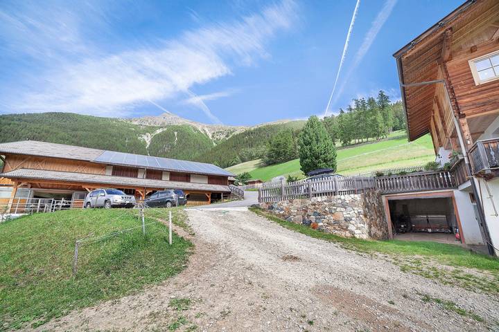 Ferienwohnung für 5 Personen, mit Balkon und Garten sowie Seeblick in Südtirol - 3
