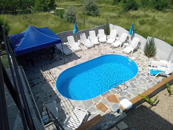 Villa pour 16 personnes, avec vue ainsi que jardin et piscine en Bulgarie