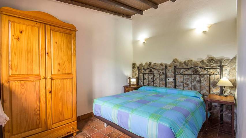 Casa rural para 2 personas, con piscina y jacuzzi en Serranía de Ronda - 4