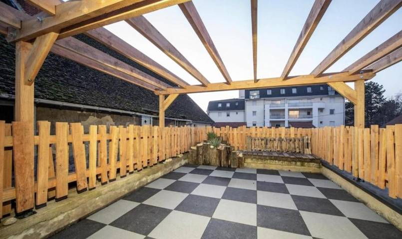 Location de vacances pour 4 personnes, avec terrasse, animaux acceptés à Chalon-sur-Saône - 2