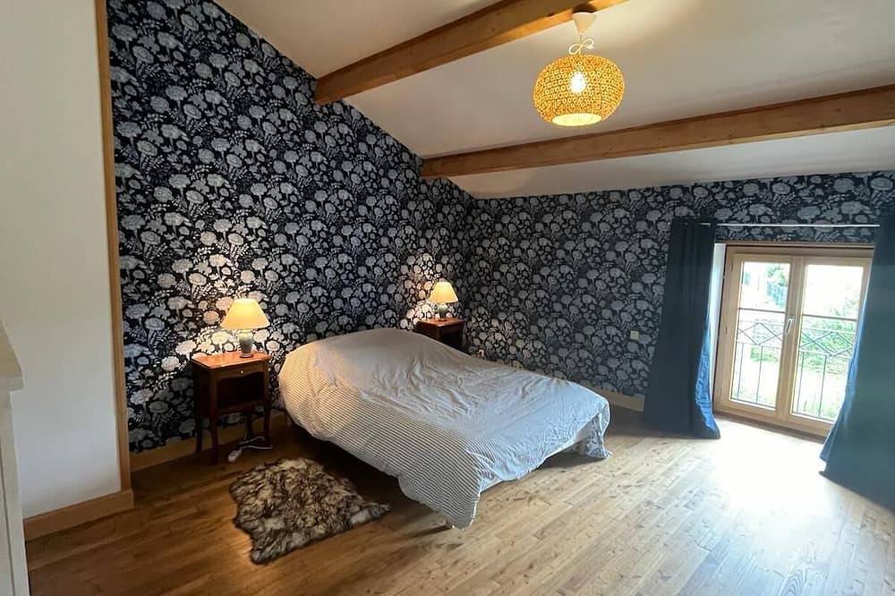 Maison de charme au calme de la campagne avec spa in Pliboux, Région de Niort