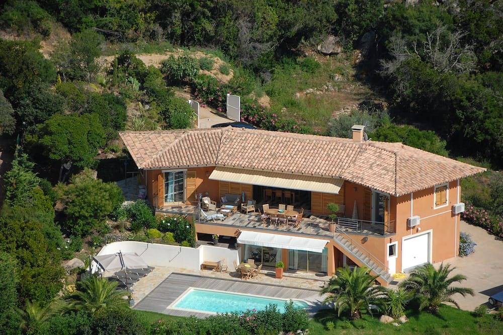 Villa Vue Mer Panoramique - Piscine Chauffée in Portigliolo, Coti-Chiavari