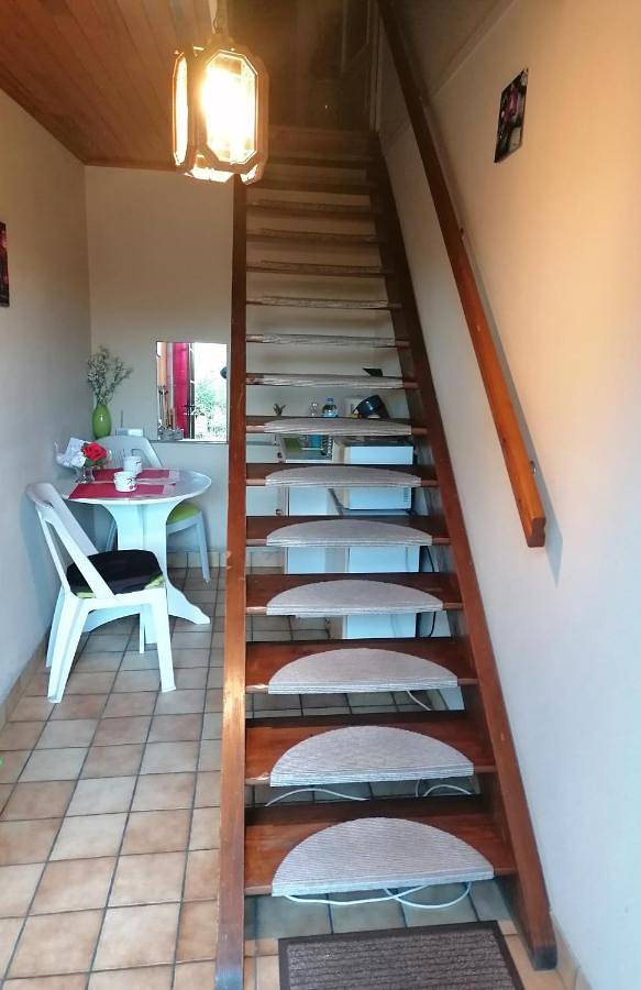 Location de vacances pour 2 personnes, avec terrasse et jardin à Pierre-de-Bresse - 3