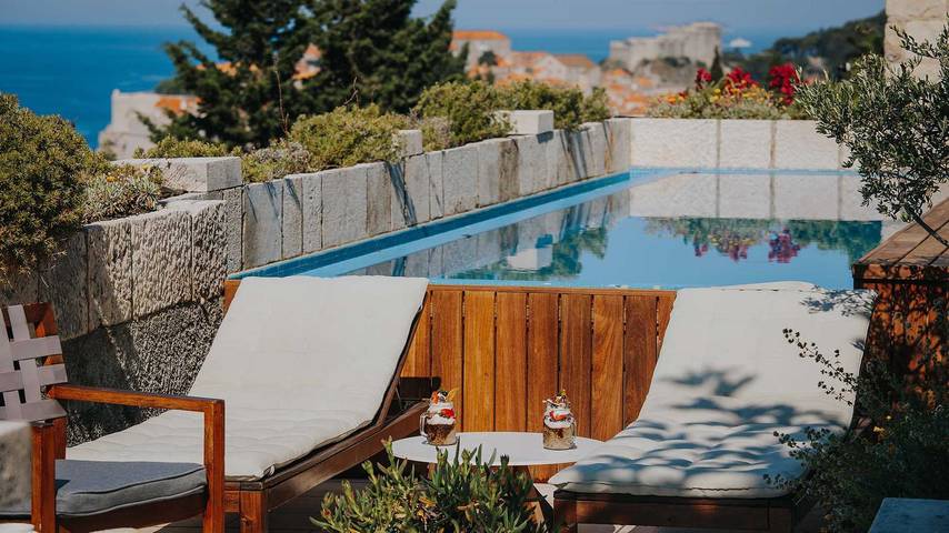 Ferienhaus für 8 Personen, mit Balkon/Terrasse und Terrasse sowie Pool in Dubrovnik - 2