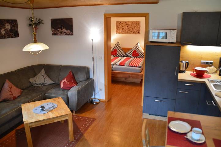 Ferienwohnung für 2 Personen, mit Terrasse und Garten in Vorderhindelang - 4