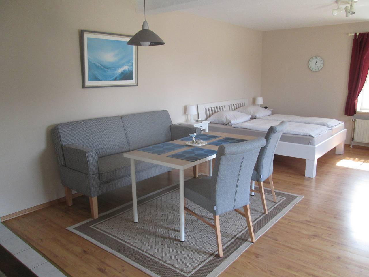 Ganze Wohnung,  '2-Raum-Ferienwohnung' mit Privatterrasse, Gemeinschaftsgarten und Wi-Fi in Wesselburener Deichhausen, Dithmarschen