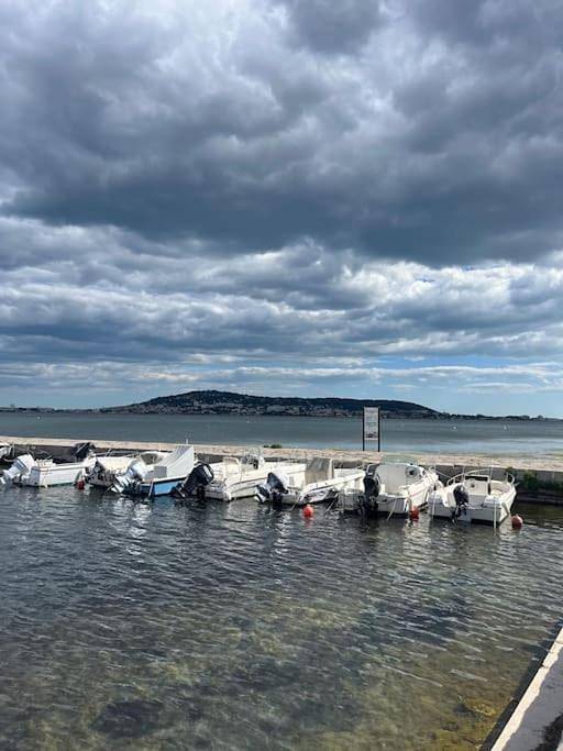 Gîte pour 2 personnes, avec balcon et vue dans Port De Balaruc Les Bains - 2