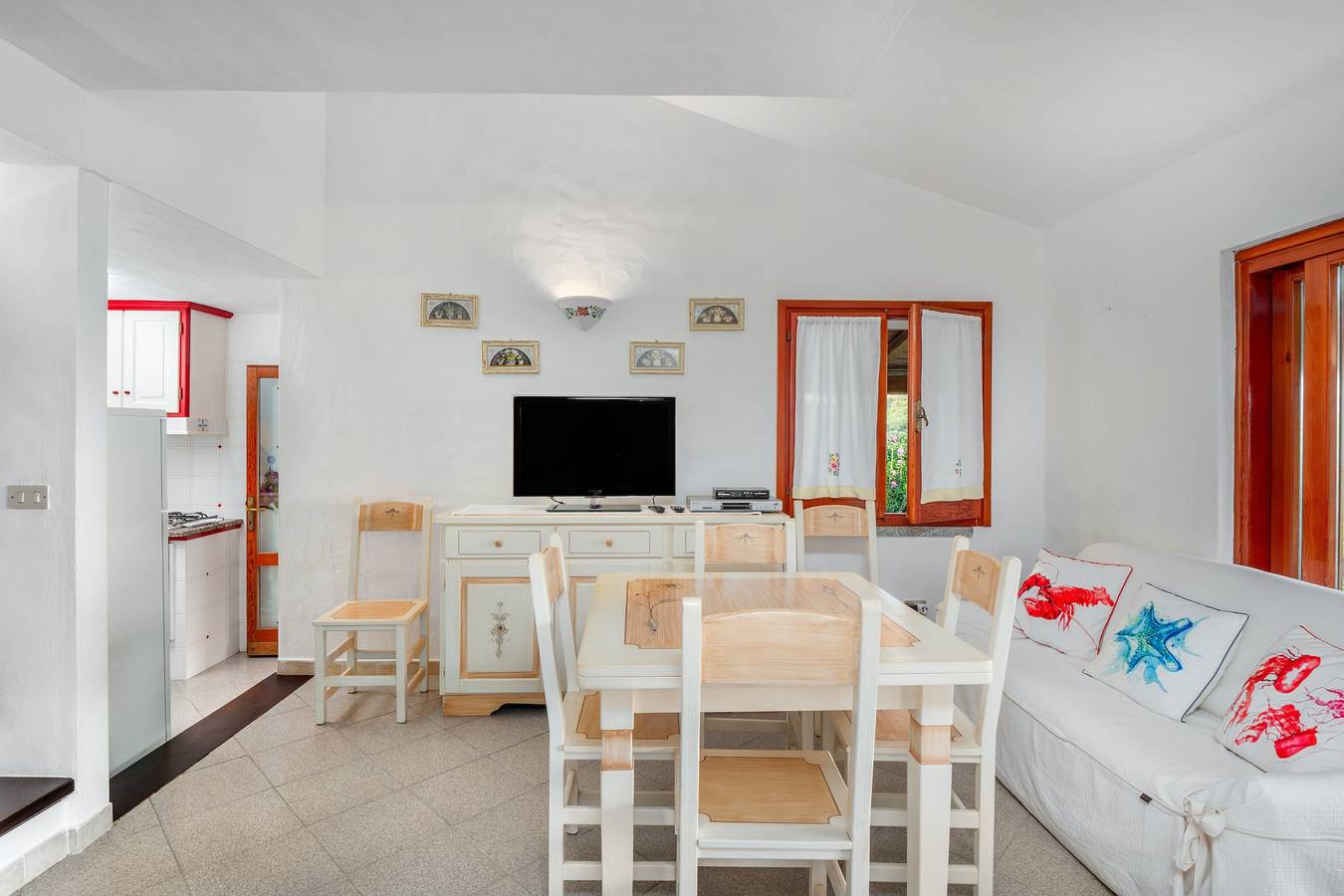 Petite maison Porto Taverna, à 80 m de la plage, avec terrasse privée et jardin in Porto Taverna, Loiri Porto San Paolo