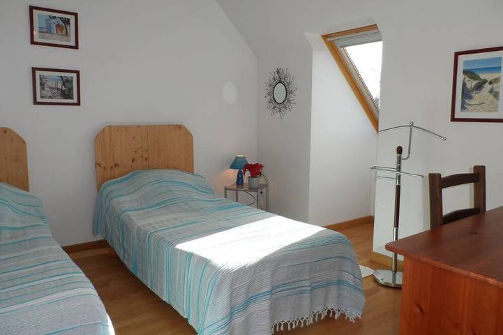 Gîte pour 6 personnes, avec jardin à Portbail - 2
