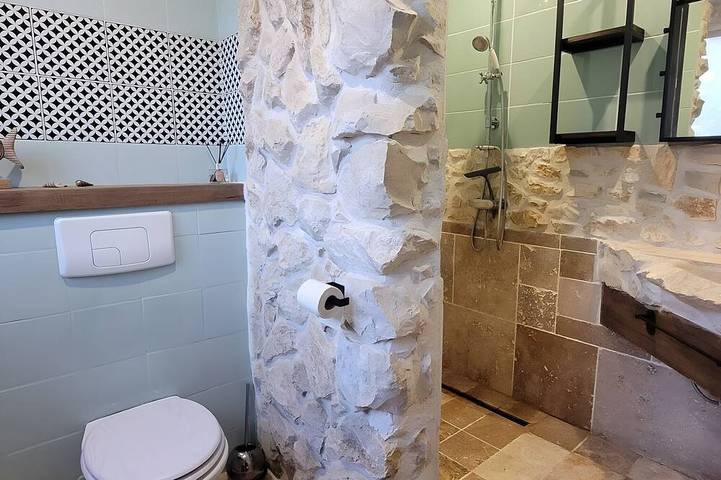 Location de vacances pour 2 personnes, avec jardin à Brantes - 4