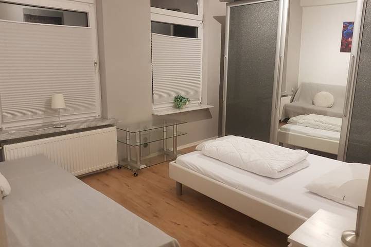 Ferienwohnung für 4 Personen, mit Balkon in Nordenham - 2