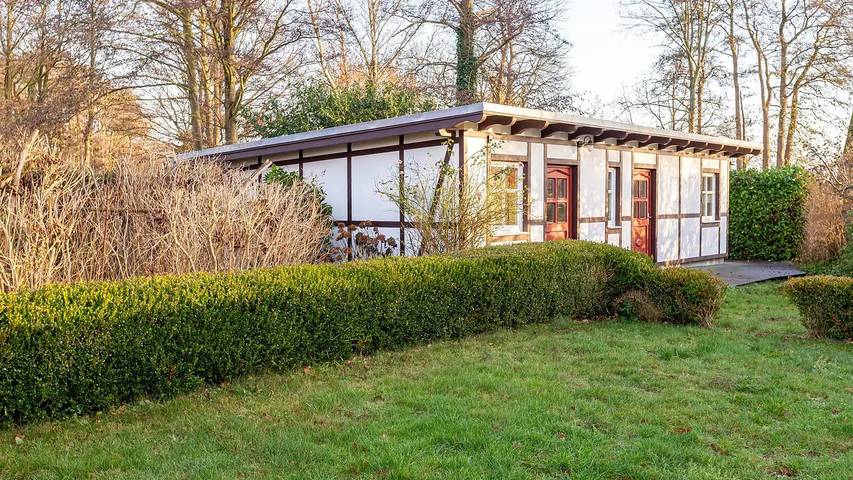 Bungalow für 2 Personen, mit Garten