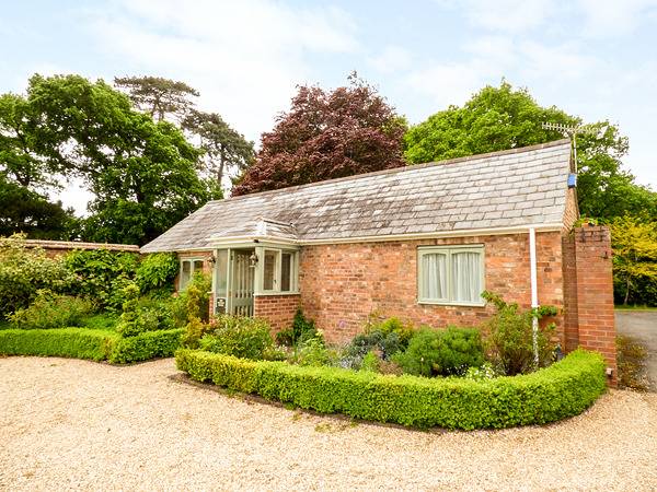 Log Cabin for 2 People in Hanley Castle, Worcestershire