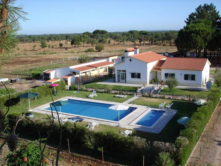 Casa rural para 4 pessoas, com Terraço e Jardim e ainda Piscina and Vista em Grândola