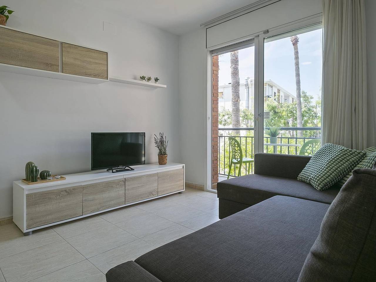 Ganze Ferienwohnung, Ferienwohnung für 3 Personen mit Balkon/Terrasse in Castelldefels, Baix Llobregat