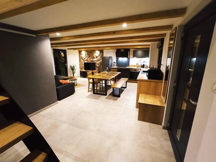 Location de vacances pour 4 personnes, avec terrasse à Husseren-les-Châteaux