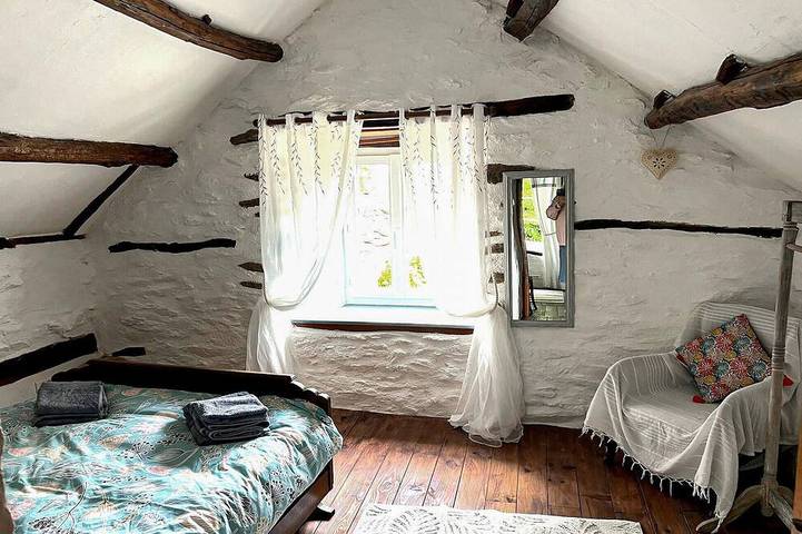 Location de vacances pour 4 personnes, avec piscine et jardin à Jouqueviel - 4