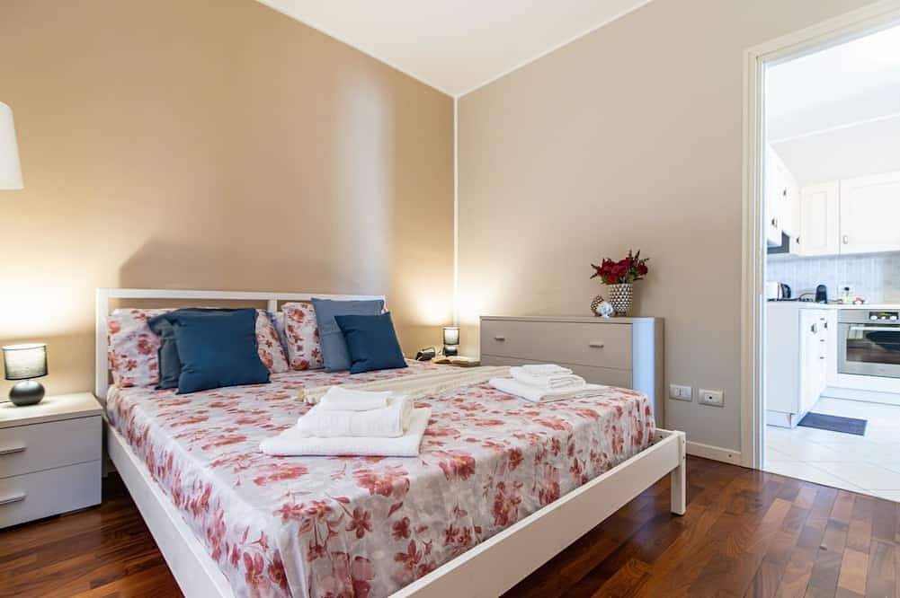 Appartement entier, Maison au bord du lac de Cuz - Centre d'Arona - WiFi gratuit - Par Guestaly in Arona (Lago Maggiore), Commune de Arona