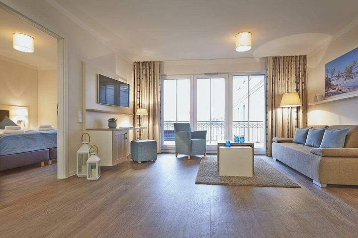 Ferienwohnung für 4 Personen, mit Balkon und Terrasse sowie Pool und Sauna in Börgerende-Rethwisch
