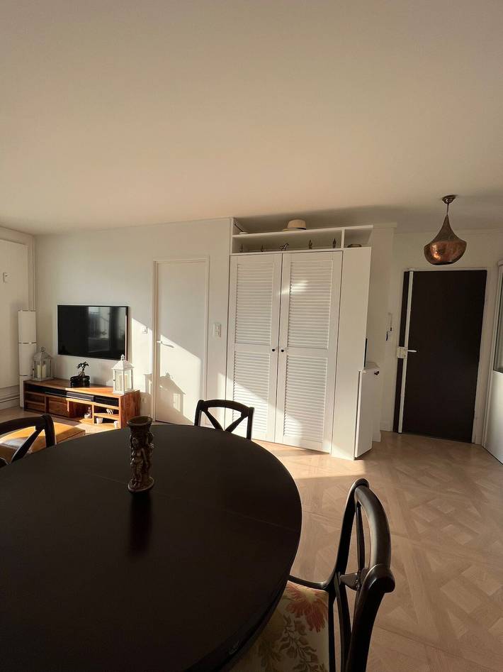 Ferienwohnung für 4 Personen, mit Balkon/Terrasse, kinderfreundlich in Versailles - 2