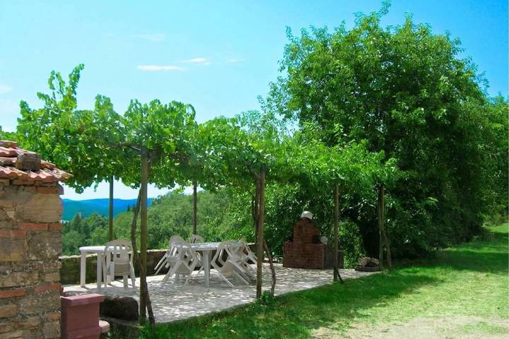 Casa Rossa in Capolona, Casentino