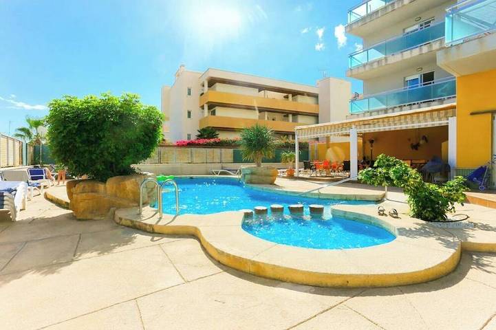 Apartamento de vacaciones para 4 personas, con piscina y balcón - 1